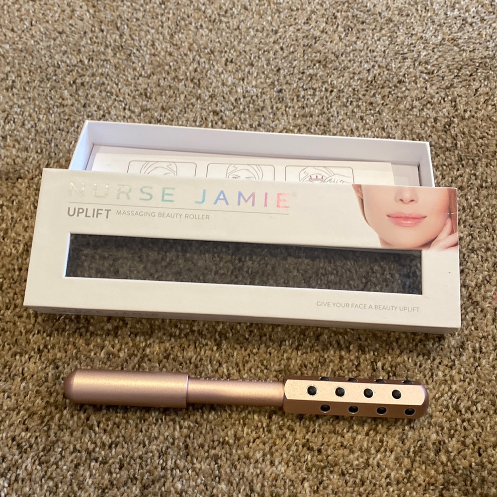 Nurse Jamie uplift beauty roller
